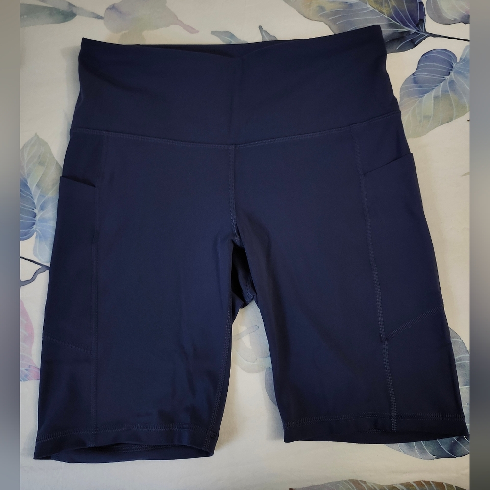 Shambhala High-Rise Navy Shorts